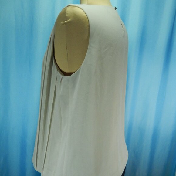 Calvin Klein Taupe Full Pleated Front Bubble Hem Sleeveless Career Top Large EUC - Picture 3 of 12